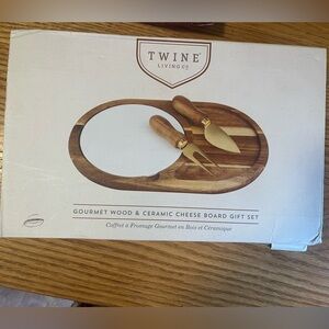 Twine Living Co Gourmet Wood & Ceramic Cheese Board Gift Set New In Box Sealed